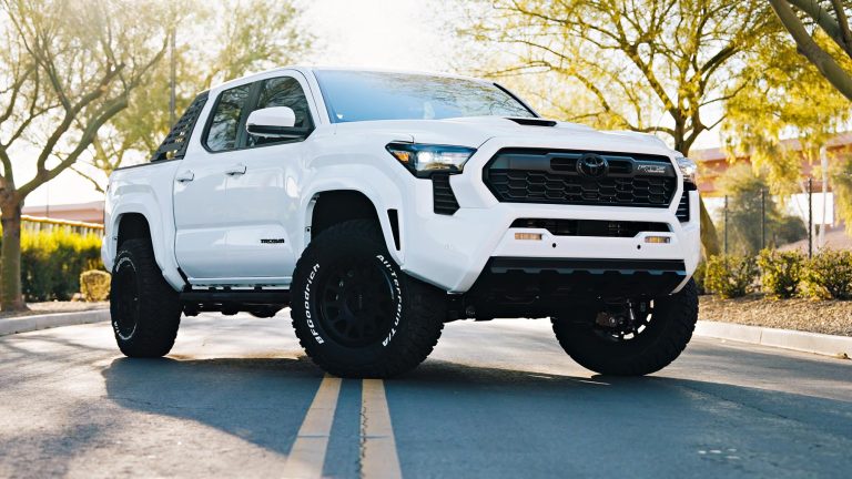 St3 2026 Tacoma TRD Sport White 1.