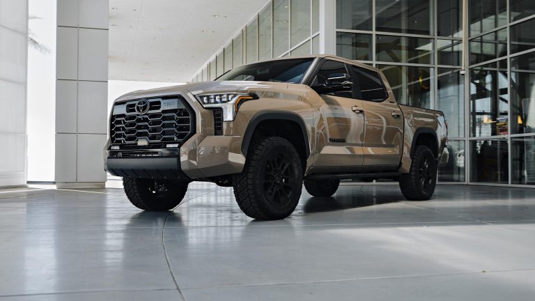 St2 Mudbath TRD Off Road Tundra 11 18.Still038